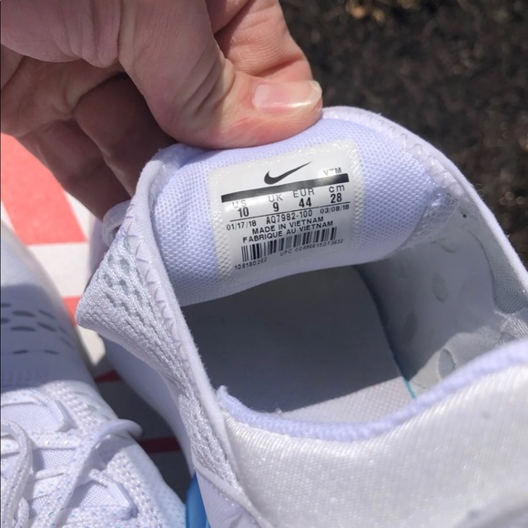 Men’s size 10 Nike air max 270 - Picture 2 of 3